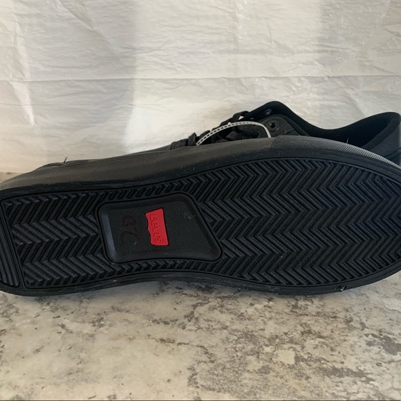 All black 9 1/2 Levi’s with tags - Picture 3 of 5